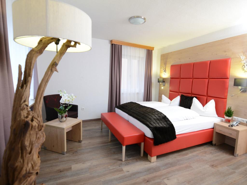 Land-Gut Hotel Zum Loewen Garni Marktheidenfeld Habitación foto